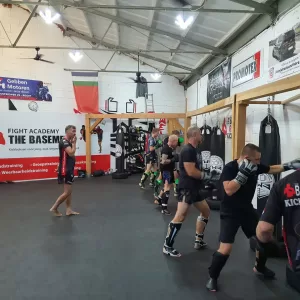 the basement kickboksen hoogeveen bokszak1